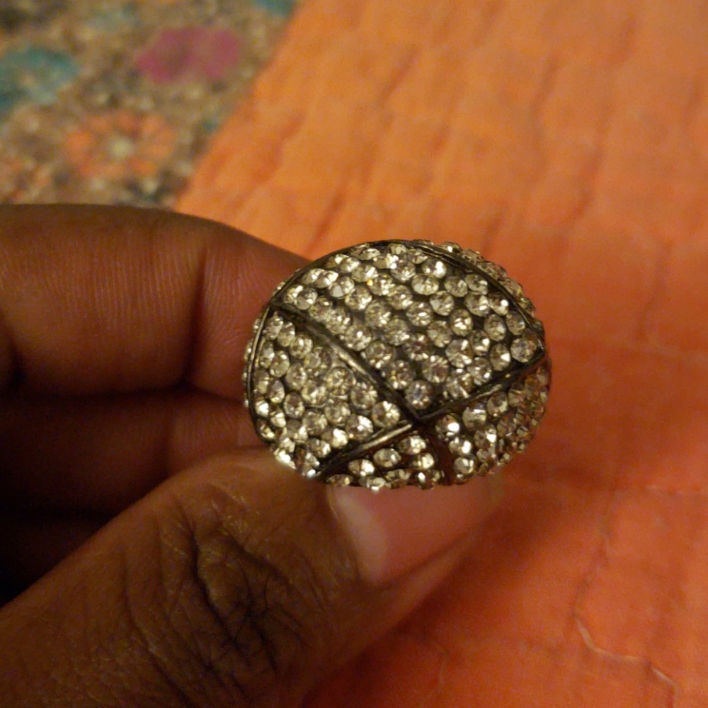 Black and "diamond" stretch ring